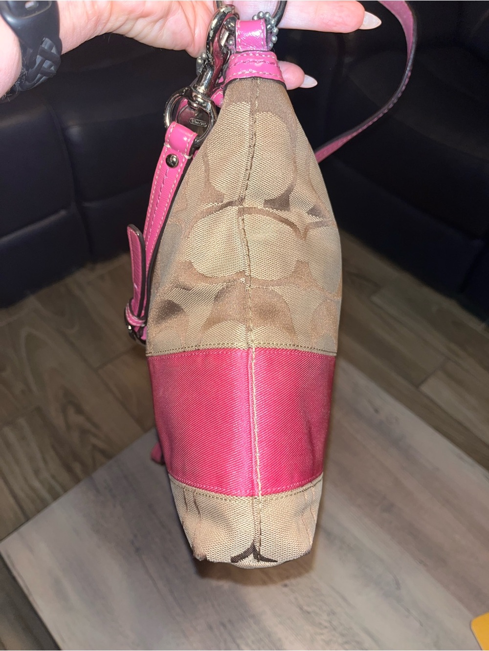 Coach Beige Signature Canvas Shoulder Bag with Pink Leather Trim - Picture 6 of 16